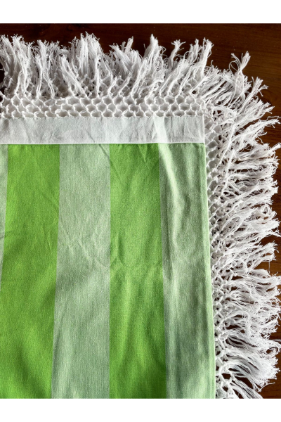 Handloom Table Runner (Pom Pom) - White